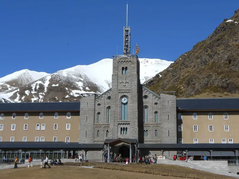 Basílica Santuario de la Madre de Dios de Nuria